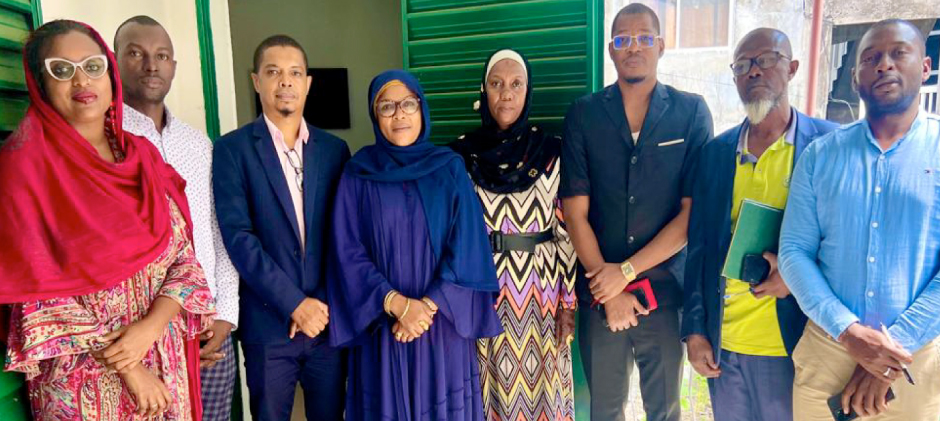 Réunion avec la ministre de la promotion du genre, de l'information et porte-parole du gouvernement des Comores