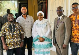  La Première Vice-Présidente du CNT chez ECES Guinée pour Renforcer la Collaboration